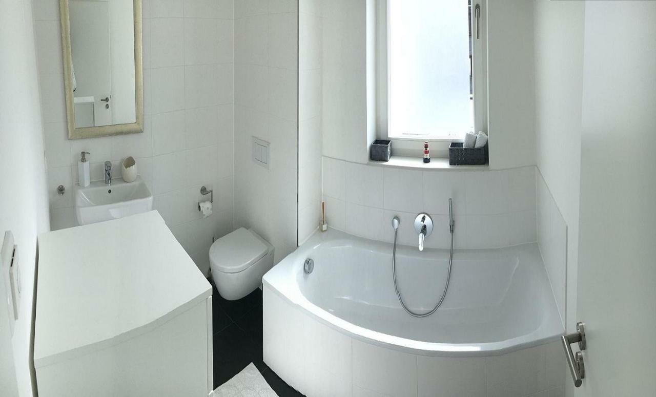 Apartment Luxuriöse In Stadtvilla Düsseldorf
